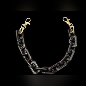 Black Chunky Chain Phone Wristlet Strap / Bag Charm – Fashion Accessory